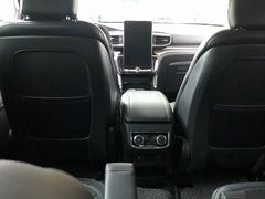 -青岛六和汽车4S店·江铃福特