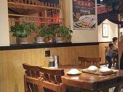 大堂-状元阁烧烤(群力店)