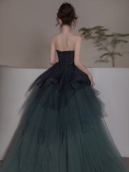 -艾米丽婚纱礼服