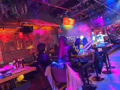 -喜鹊音乐酒馆(西街店)