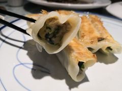 黄花鱼锅贴-品味居·首店·大连鲜活海鲜大连菜(东港店)