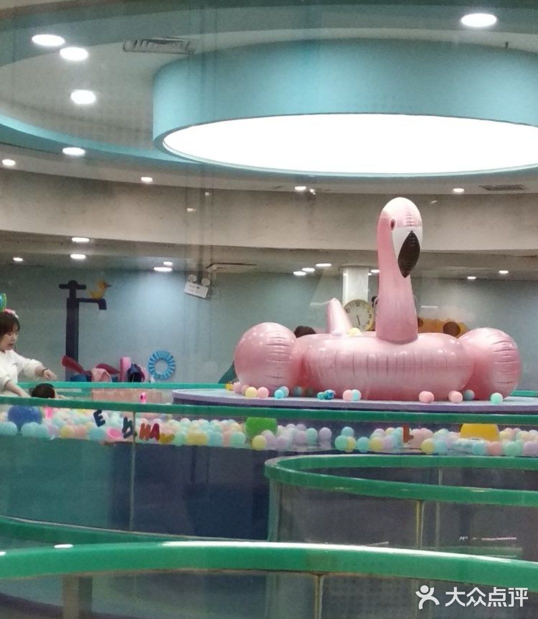 亲贝湾婴幼儿SPA