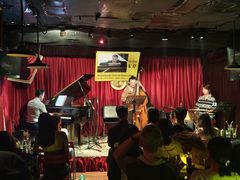 -东岸Cafe 爵士俱乐部