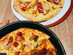 必胜硬核肉多多比萨-必胜客(新中纬店)