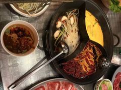-朱光玉火锅馆(龙阳广场店)