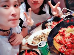 -沪小胖小龙虾(淮海中路旗舰店)
