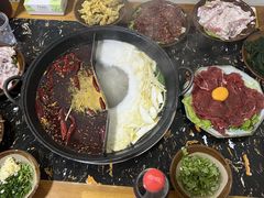 -重庆故事姊妹老火锅(财经学院店)