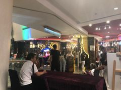 等位区-四海一家自助餐(益田假日广场店)