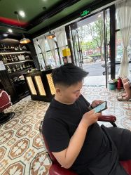 -豪帅男士理容馆