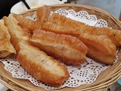 油条-弄堂咪道-饭香·面香·馄饨香(汇锦广场店)