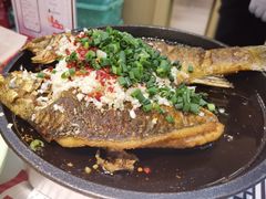 -靓虾二哥长沙地标小龙虾(五一广场店)