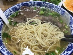 -陇上全荟兰州传统牛肉面(延吉路店)