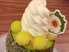 哈密瓜冰淇淋-玲婧胡同·生日蛋糕·餐厅(嘉里城店)