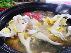 -钰洁腊排骨火锅