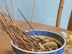 -大众跷脚牛肉馆·非遗传承单位(峨眉山店)