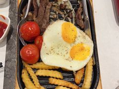 -港丽餐厅(正大店)