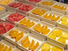 -涨巢·潮玩水疗局