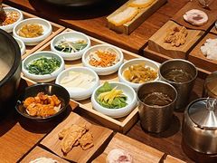 -银米·云南传统过桥米线(双廊黑金冠店)