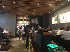 -星巴克臻选(周浦万达店)