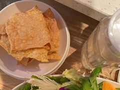 -三人行骨头王火锅(长寿店)
