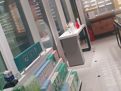 -宝岛眼镜(建外soho店)