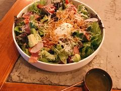 藜麦窝蛋沙拉-The Rug Cafe(王府中环店)