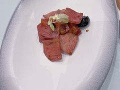 潮式秘制松板肉-弘雅饭店