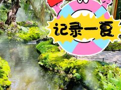 -Chom Cafe and Restaurant