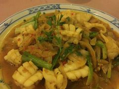 -Cuc Gach Quan Restaurant