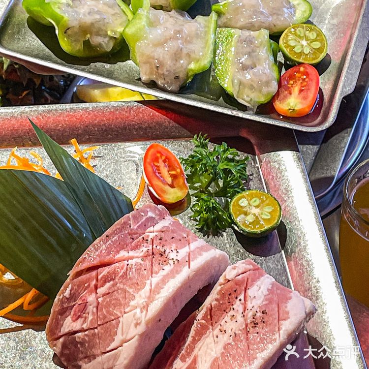 南京的姐妹给我冲！这口麻酱烤肉真的绝了