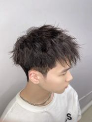 -H·Y HAIR SALON烫发·染发·造型