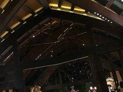 -三亚湾海居铂尔曼度假酒店