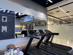 -VLines耀能运动24小时·月付制健身(京广桥店)