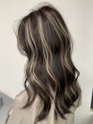 -意恋美肤造型