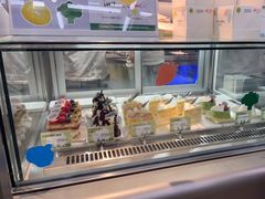 面包甜点陈列柜-PAOPAO Bakery&Café(港汇店)