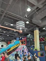 -欧酷世界动力星球(王府井奥莱UP TOWN店)