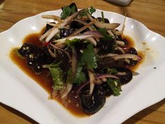 -花馬肆.云南过桥米线(汉神购物广场现场熬汤店)