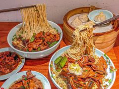 -裕兴记•蟹黄面馆(人民广场店)