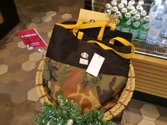 -星巴克(洛阳中州路王府井店)