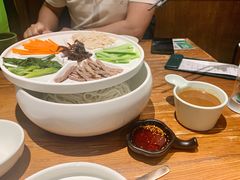 鸡丝凉米线-云海肴·汽锅鸡·云南菜(美罗城店)