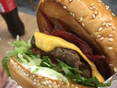 -The Habit Burger Grill 哈比特汉堡(爱琴海店)