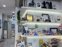 -维乐口腔(美维云门诊陆家嘴店)
