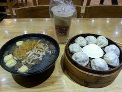 -百年尹氏汤包(湖南路狮子桥店)