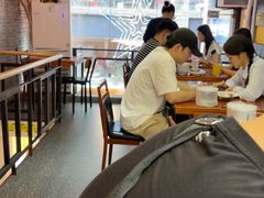 -BHC炸鸡(明洞总店)