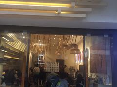 门面-霸王茶姬(南亚风情第壹城店)