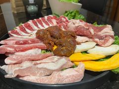 -木槿花韩式炭烤·熟成肉工坊(孙文东路店)