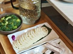 -喃喃椰·糟粕醋·椰子鸡火锅(七堡花园店)