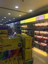 -玩具反斗城(正大广场店)