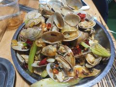 隔壁店的辣炒花蛤-清真·马峰烤肉(小学习北巷店)