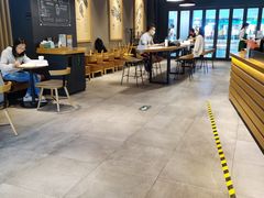 大堂-星巴克(北京万科时代广场店)